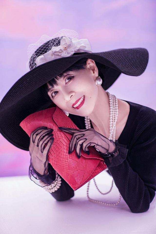 Cụ 80 tuổi có khí chất thời thượng khiến ai cũng mắt tròn mắt dẹt, nghe bí quyết trẻ đẹp càng thêm khâm phục - Ảnh 7.