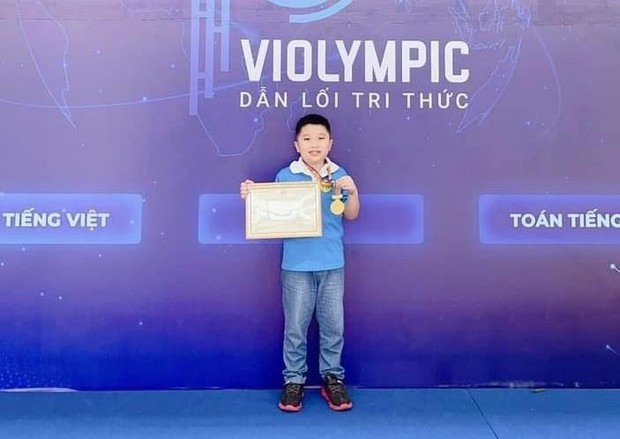 Thí sinh Việt Nam duy nhất đoạt điểm tuyệt đối SIMOC 2022 là nam sinh Phú Thọ - Ảnh 1.