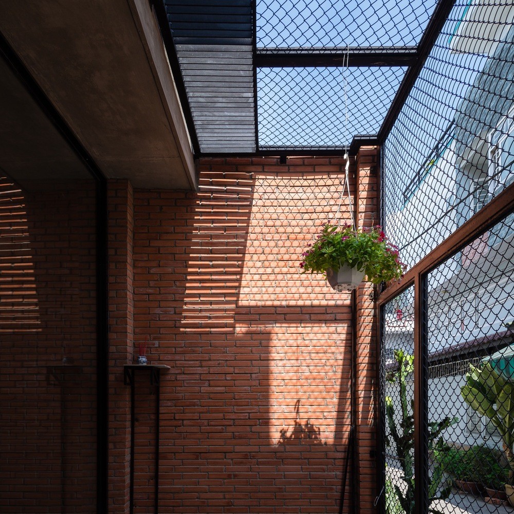 Ngôi nhà không trát vữa khiến ai cũng phải trầm trồ - Ảnh 6.