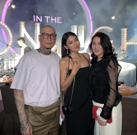 Cuộc sống trong mơ của Á hậu bị truất quyền thi Miss Universe: Làm công việc chìm đắm trong nhung lụa, tài sản tuổi 28 cực ấn tượng - Ảnh 1.