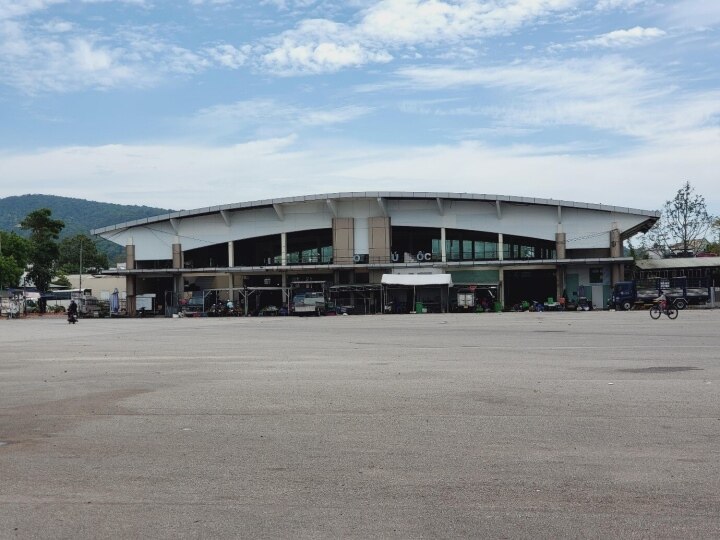 Cảnh báo lừa đảo mời đặt cọc giữ chỗ đất sân bay Phú Quốc cũ - Ảnh 2.