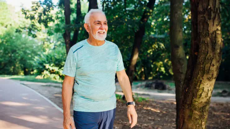 Để sống lâu, chuyên gia về tuổi thọ khuyên bạn "không nhượng bộ" 6 điều liên quan đến ăn uống, thể dục và giấc ngủ - Ảnh 3.