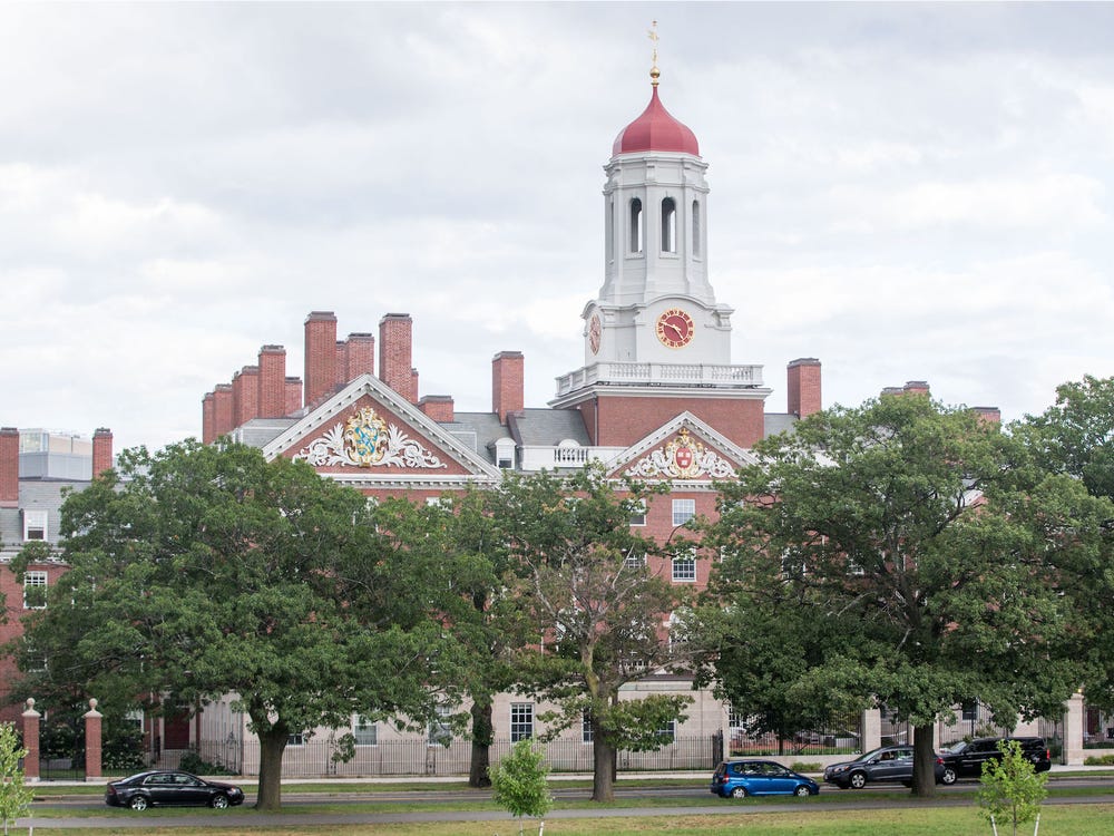 Hình ảnh khuôn viên và ký túc xá gây bất ngờ của Harvard - ngôi trường danh giá nhất hành tinh - Ảnh 6.