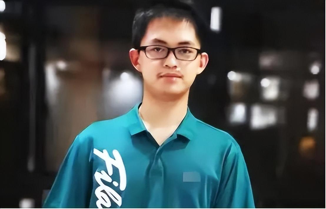 Thanh niên đạt điểm cao top đầu vẫn quyết thi lại đại học, kết quả năm sau bất ngờ thổi bùng lên tranh cãi - Ảnh 1.