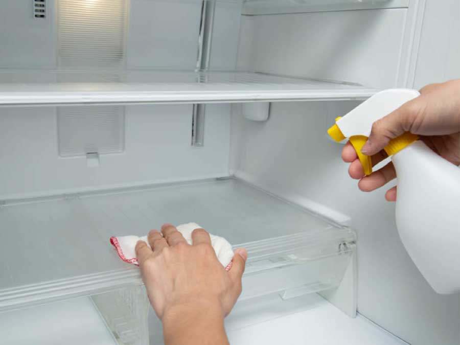 Đang bảo dưỡng, vệ sinh tủ lạnh, người dùng gặp tai nạn thương tâm: Nguyên nhân là những sai lầm phổ biến - Ảnh 7.