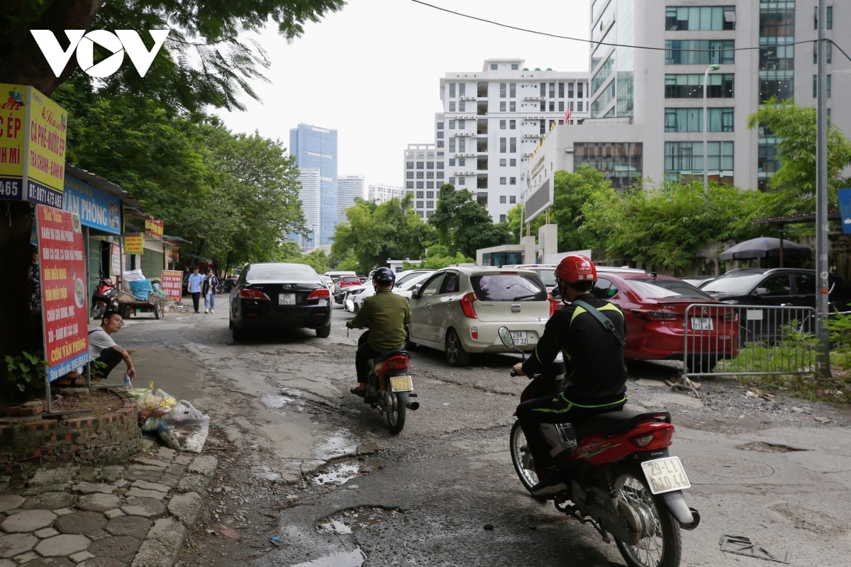 Cục Đường bộ Việt Nam khổ vì con đường “đau khổ” giữa Thủ đô - Ảnh 4.