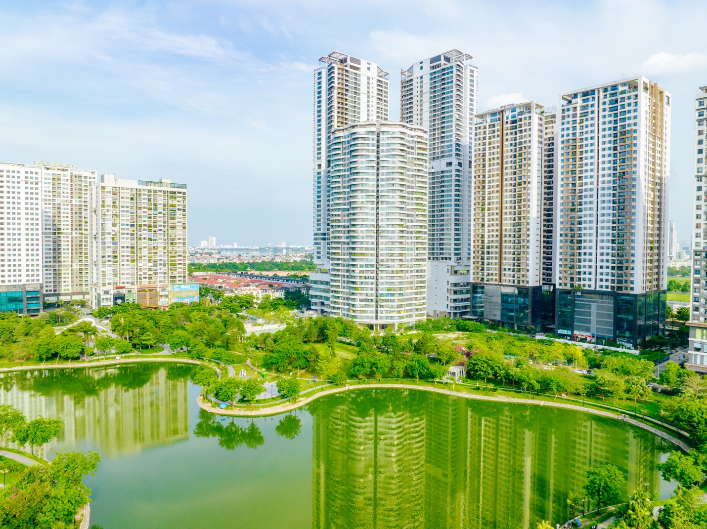 Vì sao căn hộ chung cư Tây Hồ Tây ngày càng tăng giá, khan hiếm nguồn cung? - Ảnh 2.