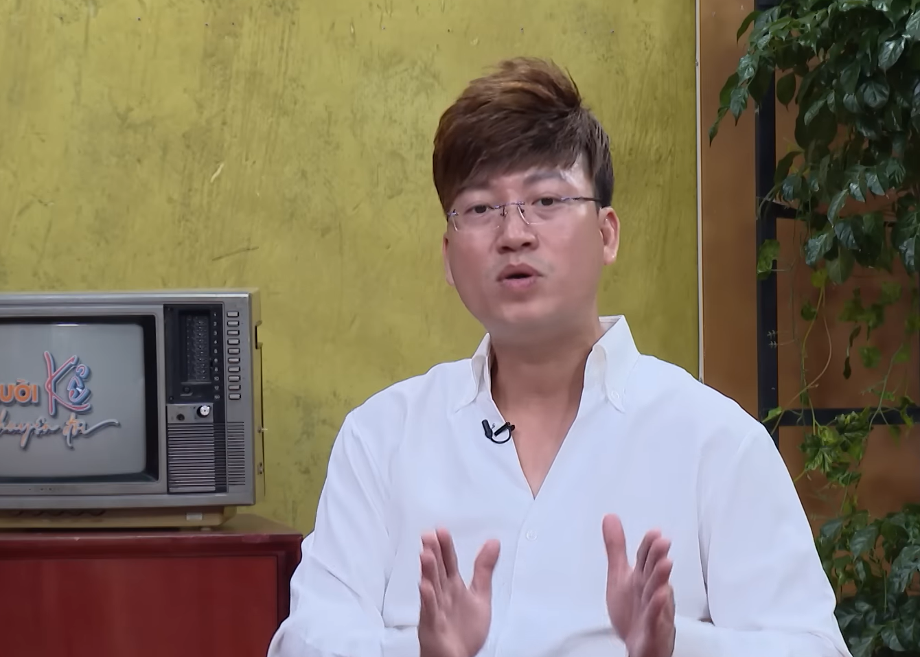 Sỹ Luân: Bị "tẩy não" vì tai nạn, không tự tắm, tự ăn được trong suốt 5 năm - Ảnh 1.