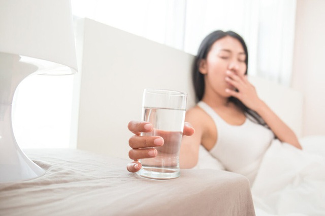 BS cảnh báo: Thói quen thải độc buổi sáng mà bạn đang làm có thể gây ra bệnh huyết áp cao - Ảnh 2.