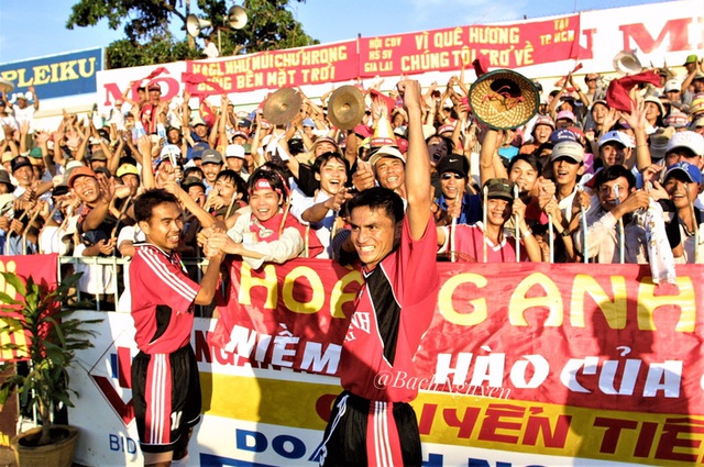 Đá cho vui hay để vô địch, bầu Đức cũng có cú áp phe khiến cả V.League phải nghiêng mình - Ảnh 1.