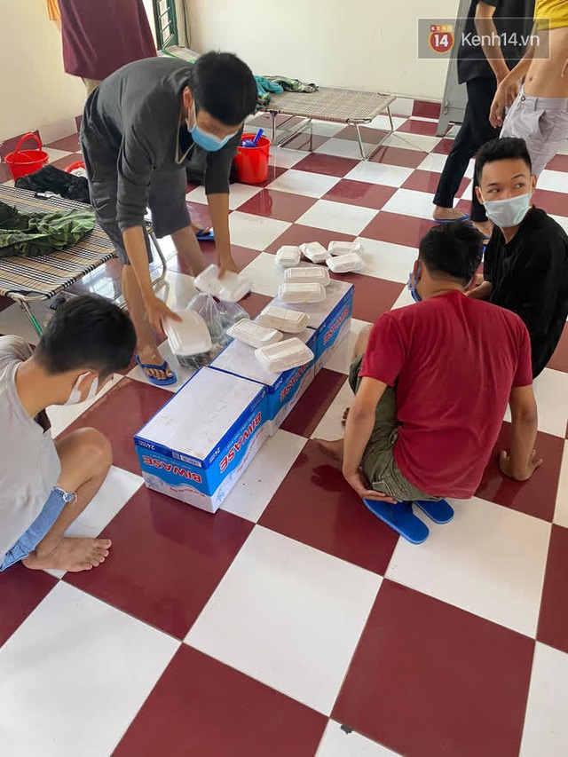 Cuộc sống như người một nhà của sinh viên ĐH Thủ Dầu Một trong khu cách ly: Đón Tết còn nhiều lần nữa nhưng dập dịch phải thắng lần này - Ảnh 6.