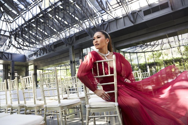 Ái nữ thừa kế tập đoàn “gã khổng lồ” Thái Lan: Từng được mệnh danh là Paris Hilton của xứ sở chùa Vàng, 30 tuổi “quay đầu là bờ” xây dựng đế chế của gia đình - Ảnh 2.