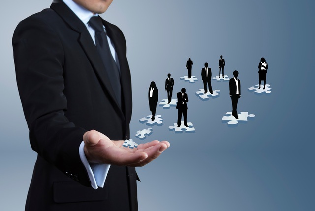 Nhiều doanh nghiệp thiếu chương trình đào tạo về ngoại ngữ, tin học và bán hàng cho nhân viên: Rào cản lớn nhất vẫn là ngân sách - Ảnh 1.