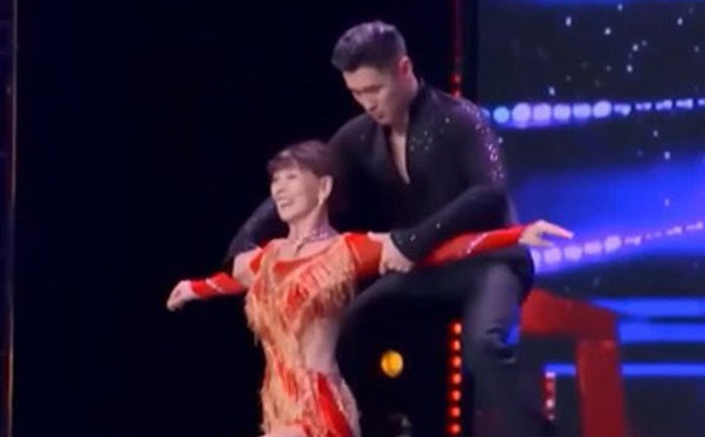 Cụ 80 tuổi có khí chất thời thượng khiến ai cũng mắt tròn mắt dẹt, nghe bí quyết trẻ đẹp càng thêm khâm phục - Ảnh 1.