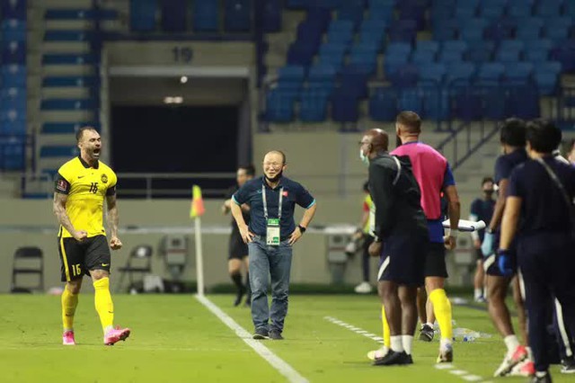 Đội tuyển Việt Nam vào tốp 90 thế giới, hơn Malaysia 68 bậc - Ảnh 1.