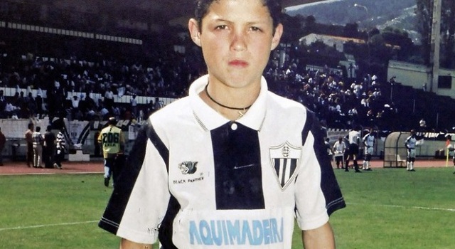 Câu chuyện đằng sau khối tài sản 500 triệu USD hào nhoáng của Cristiano Ronaldo: Không sinh ra ở vạch đích nhưng vẫn phải khiến nhiều người ngước nhìn - Ảnh 1.