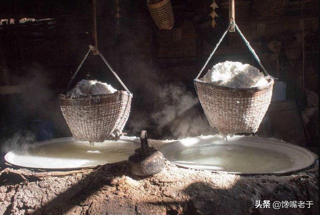Đừng nghĩ muối chỉ là gia vị mà có thể chọn bừa, muối biển và muối tinh có sự khác biệt rất lớn, hiểu rõ để chọn loại phù hợp cho sức khỏe gia đình bạn - Ảnh 2.