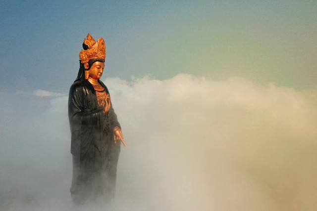  Vì sao núi Bà Đen - nơi có tượng Phật Bà bằng đồng cao nhất Việt Nam lại được mệnh danh là Đệ nhất Thiên Sơn? - Ảnh 6.