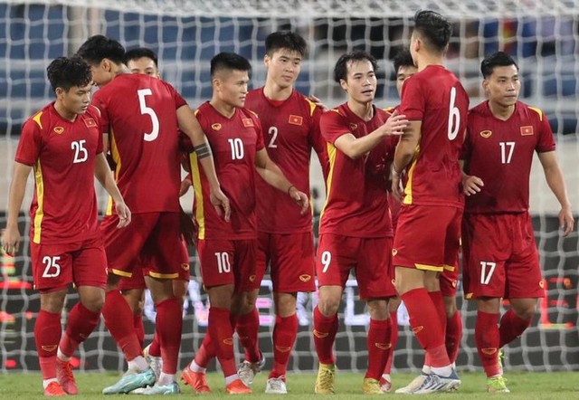 Tuyển Việt Nam thắng ngược CLB Dortmund - Ảnh 7.