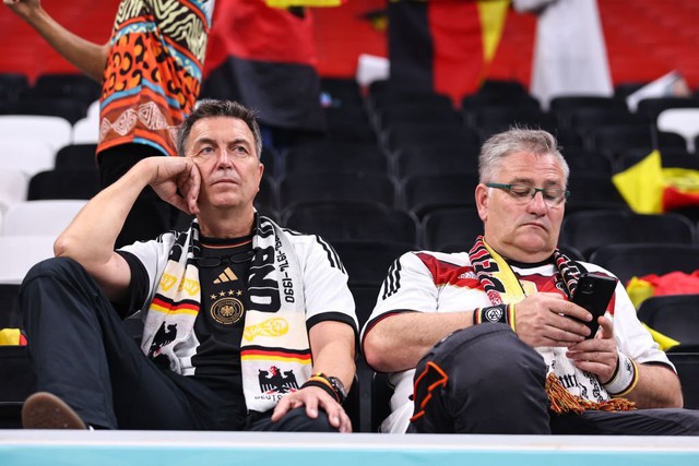 Fan nữ đẫm lệ chứng kiến tuyển Đức mùa World Cup thứ 2 liên tiếp rụng ở vòng bảng - Ảnh 5.