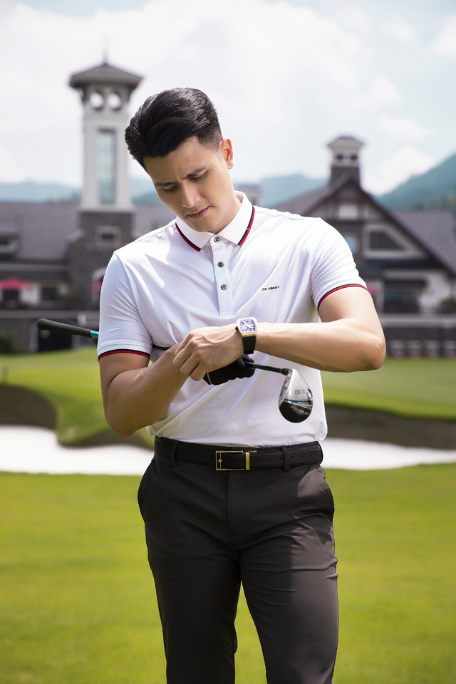 Vĩnh Thụy khoe diện mạo nam thần với trang phục De Obelly trên sân golf - Ảnh 7.