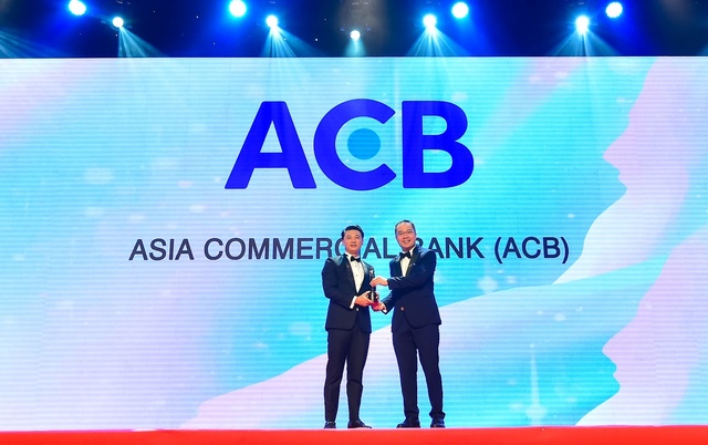 ACB lần thứ 4 liên tiếp nhận giải “Nơi làm việc tốt nhất châu Á” - Ảnh 1.